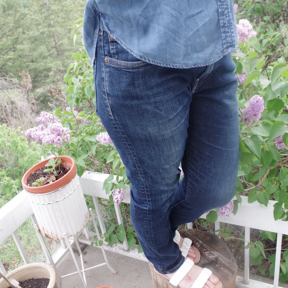 New American Eagle Next Level Air Flex  Slim Straight Ladies Jeans